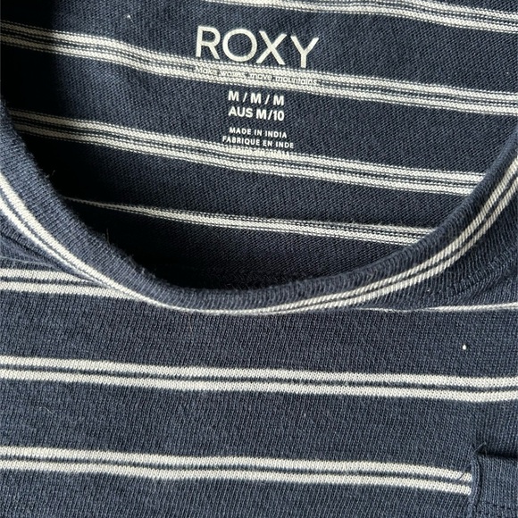 Roxy Striped Navy and white T-Shirt with pocket - Picture 2 of 6